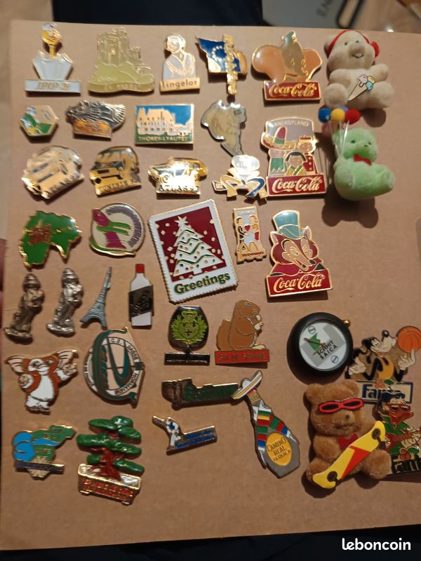 Lot De 20 Pins Collection Sur L'histoire De La Photographie - Signés Press - Émail