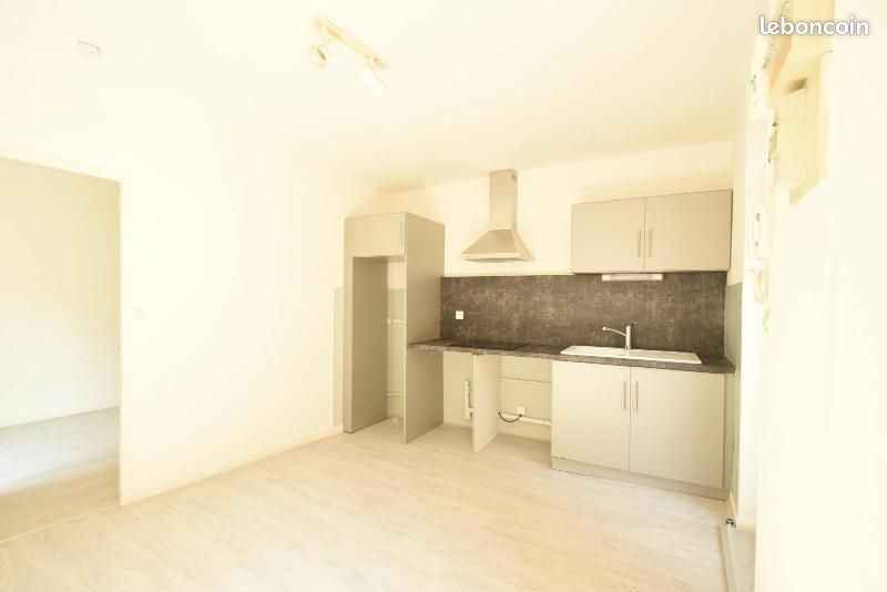 Appartement 2 pièces 33 m² · à Mâcon · 33 m² · 385 €/mois