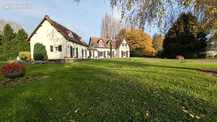 Maison 7 pièces 265 m²