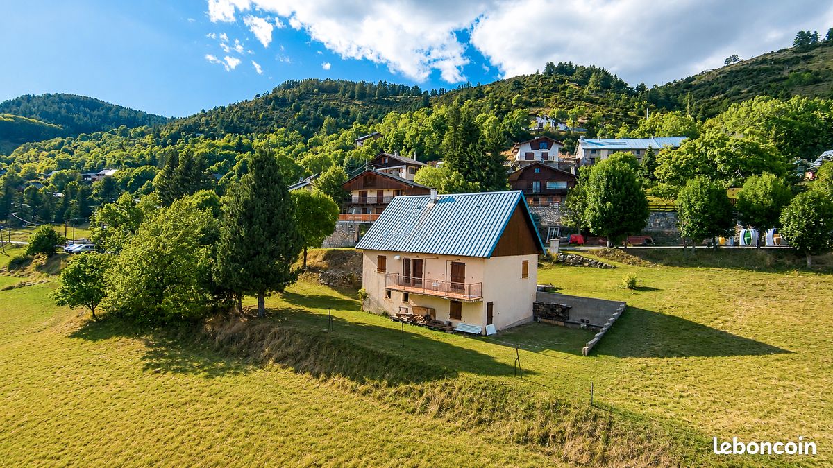 Maison 5 pièces 200 m² · à Beuil · 200 m² · 549 000 €
