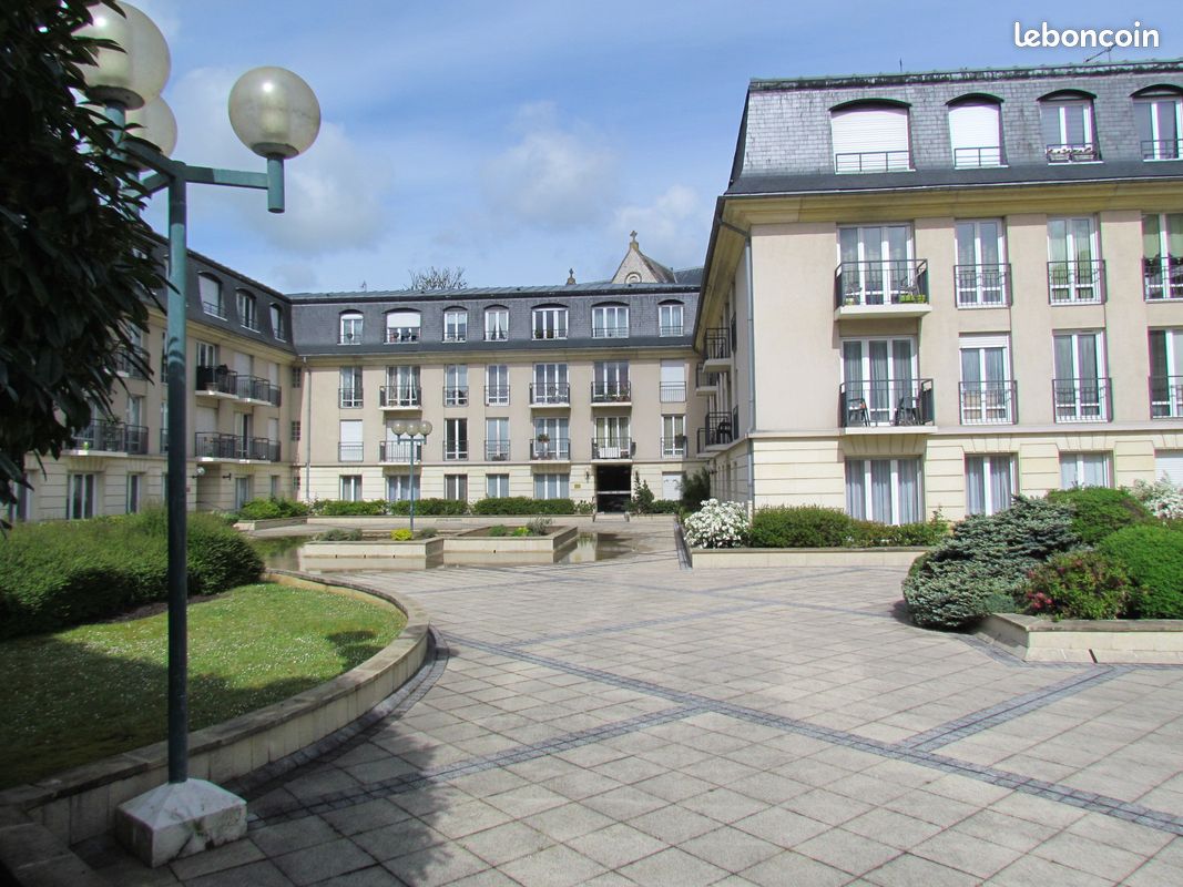 Appartement 1 pièce 31 m² · à Fontainebleau · 31 m² · 180 000 €