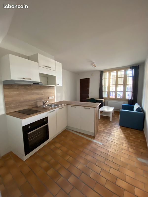 Appartement 3 pièces 45 m² · à Arles · 45 m² · 650 €