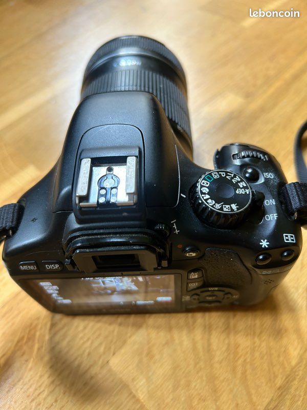 Canon EOS 550D rebel + zoom EF-S 18-135 (image 2)