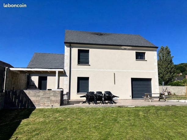 Maison familiale 132 m² – 4 chambres – Terrain 1 038 m²
