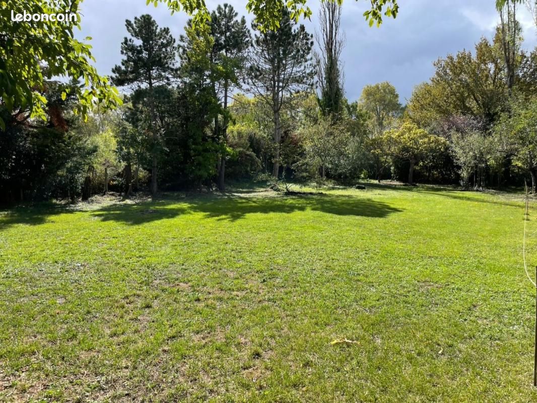 Terrain 1 230 m² Auzielle · 230 000 €