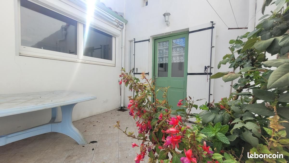 Maison 4 pièces 136 m² · à Courçon · 136 m² · 218 400 €