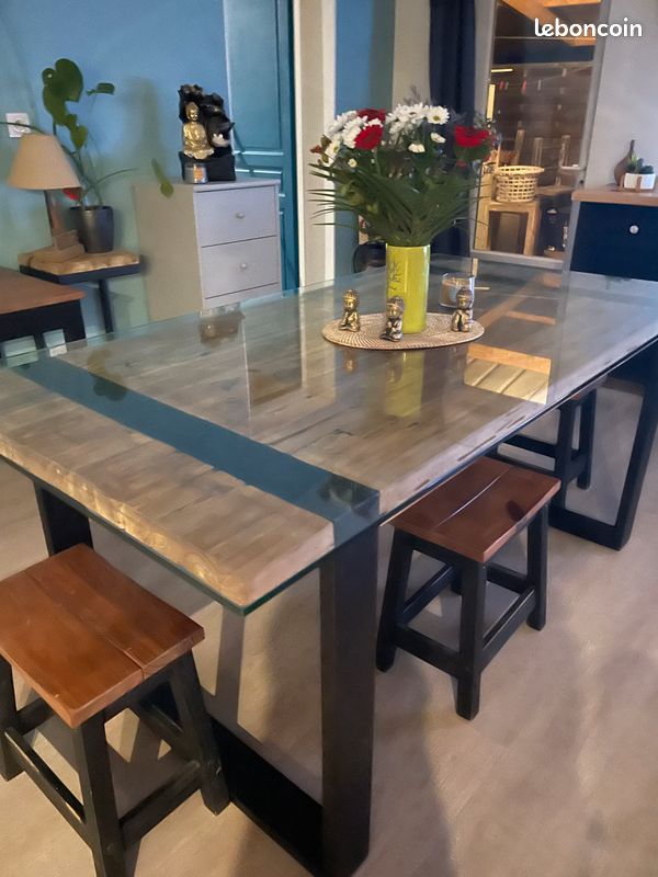 Table cocktail scandinave (image 1)