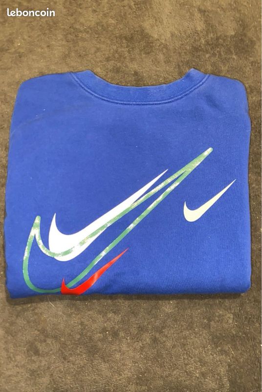 Pull nike (image 1)
