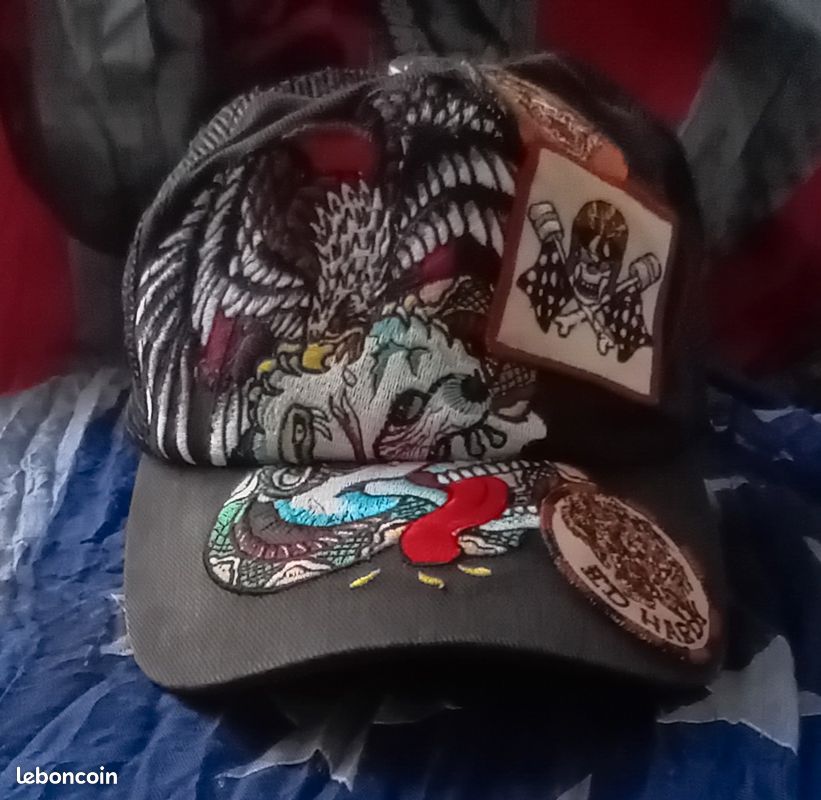 Casquette Ed Hardy Brodée - Excellent état, Modèle 85, Occasion Stylée