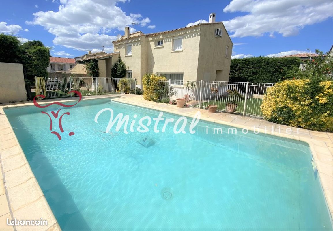 Maison 7 pièces 165 m² · à Aigues-Mortes · 165 m² · 645 000 €
