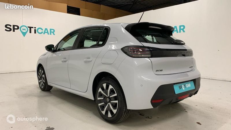 Peugeot 208 1.2 Hybrid 110ch Style e-DCS6 (image 7)