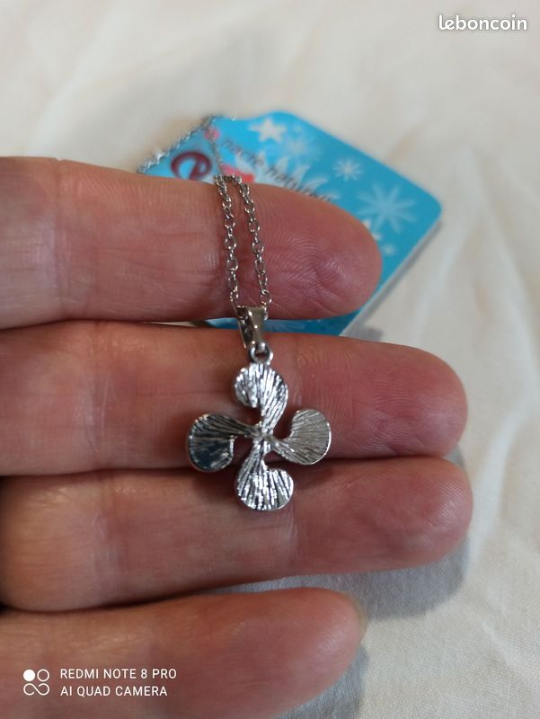 Pendentif Trèfle Vintage - Signé (marque Mystère) - Occasion, Porte-bonheur