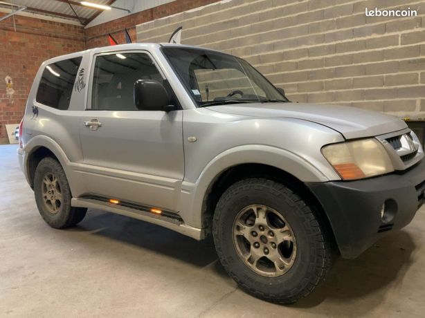 Mitsubishi Pajero 2004