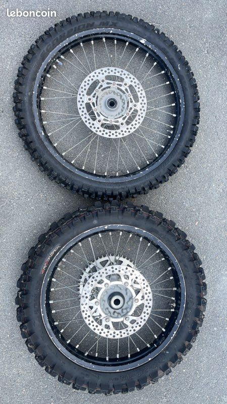 ROUE AVANT pour Yamaha YZF 250 Racing Blue de 2019 # YAMAHA - Catalogue