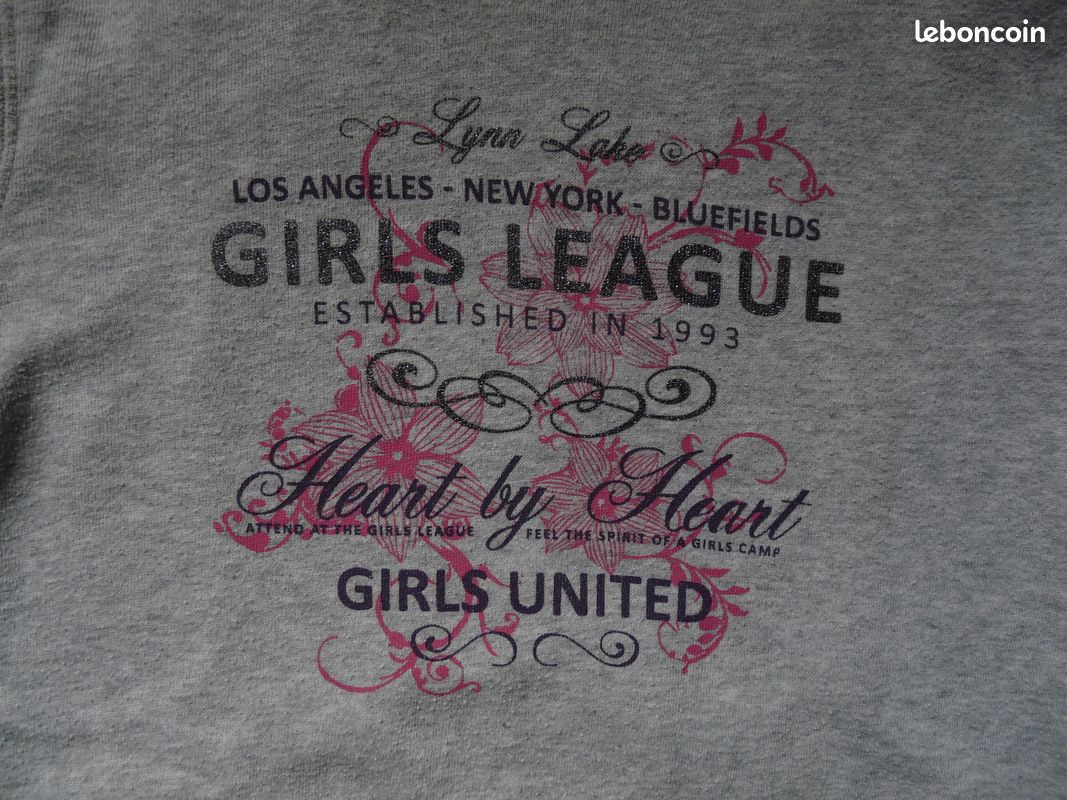 Lot 7 pièces FILLE 8 ans (1 Jean 2 Jupes 2 T-Shirts manches longues 1 Pull 1 Sweat ) (image 11)