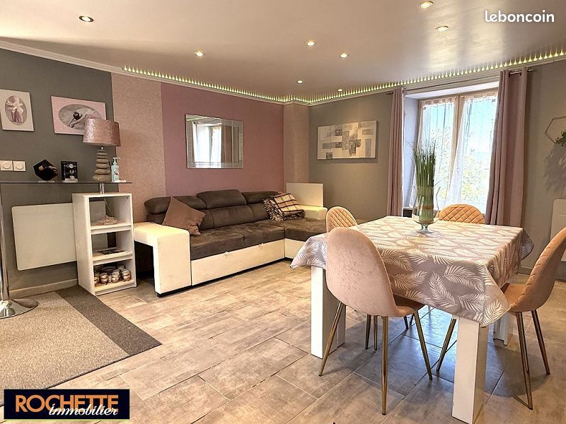 Maison 3 pièces 129 m² · à Saint-Just-la-Pendue · 129 m² · 108 000 €