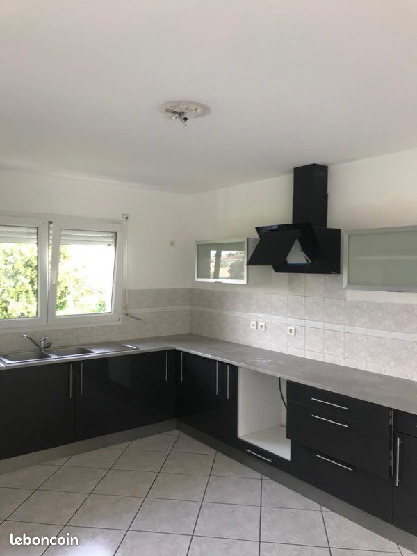 Maison 10 pièces 220 m² · à Mérignac · 220 m² · 620 000 €