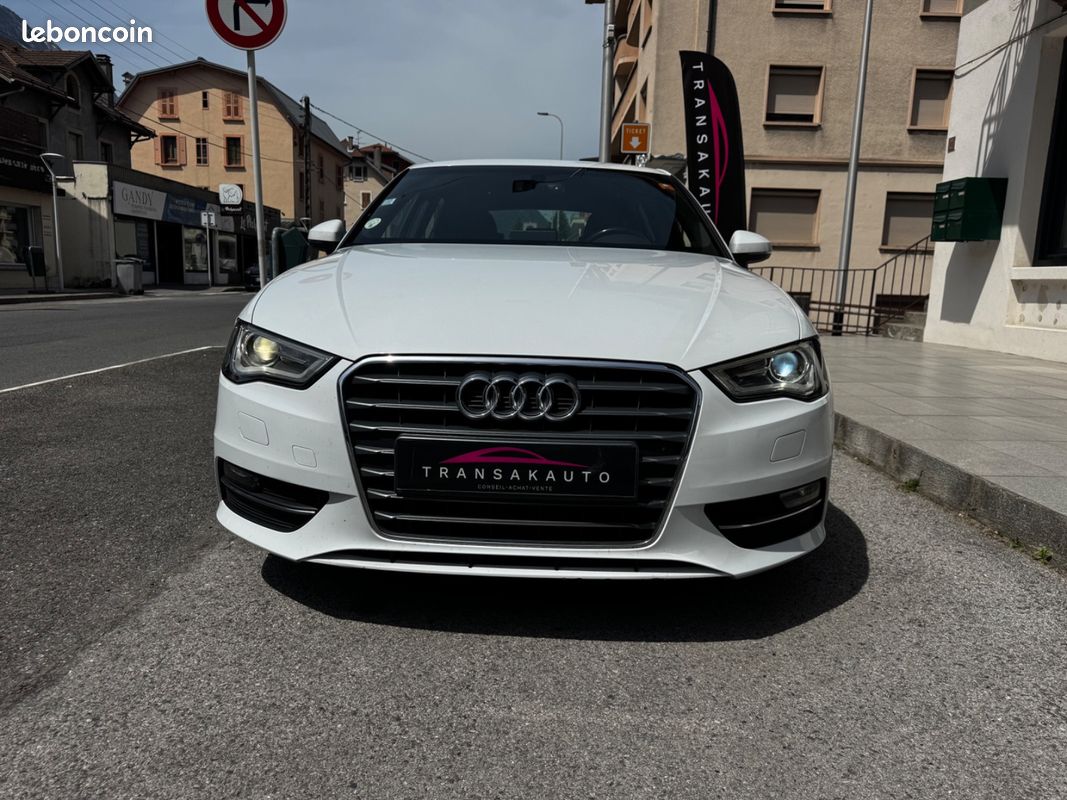 AUDI A3 SPORTBACK 1.6 TDI 110 S Line S tronic 7 (image 8)