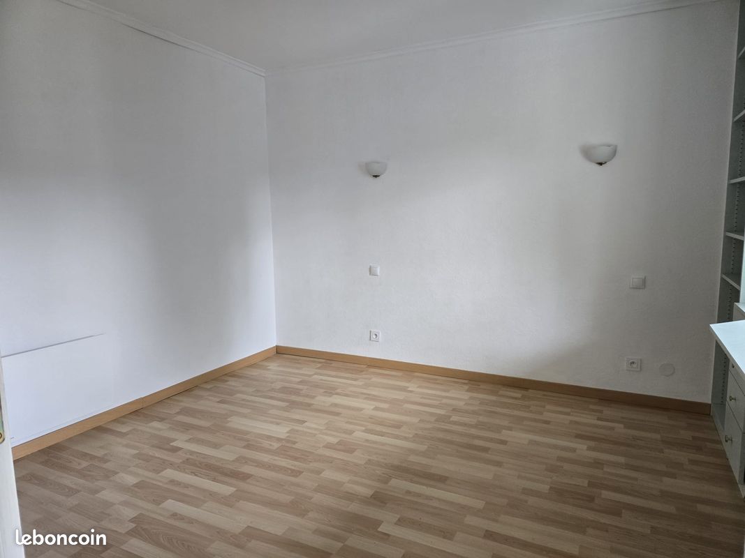 Appartement a louer annecy - 5 pièce(s) - 115 m2 - Surfyn