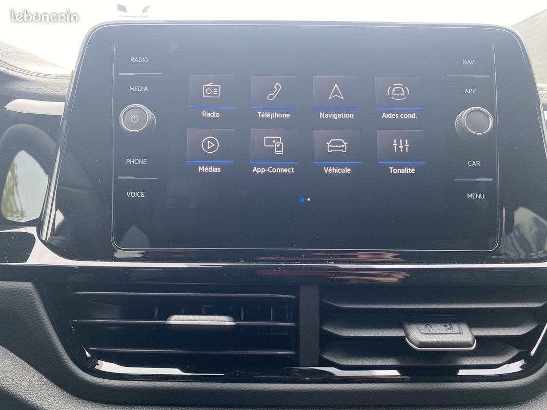 Volkswagen T-ROC 2.0 TDI 150CH R-LINE DSG7 (image 19)