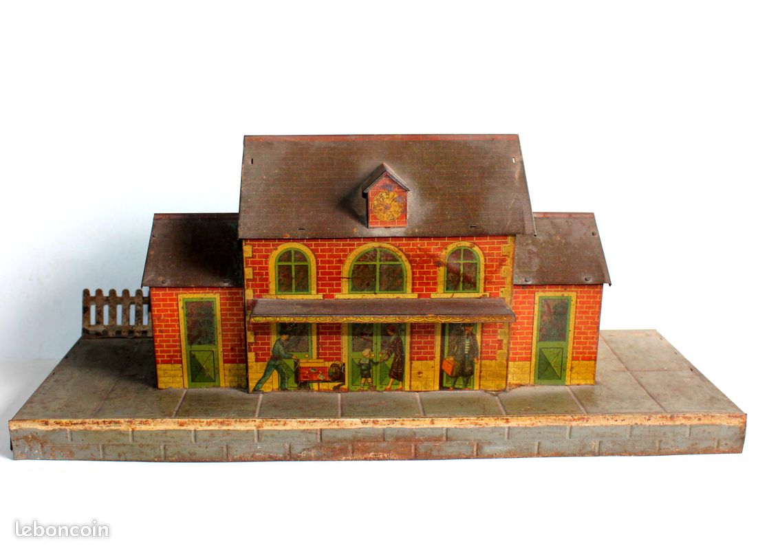 Gare française - HC8029 - Hornby - Maquettes de batiments - Easy Miniatures