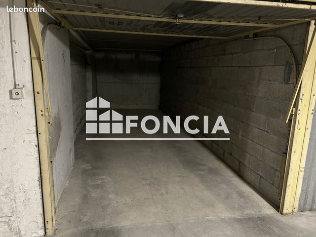 Parking Bandol · 150 €/mois