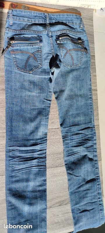 Jean femme taille 34-XS Vêtements