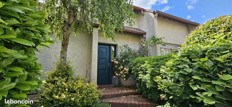 Propriété 6 pièces 114 m²