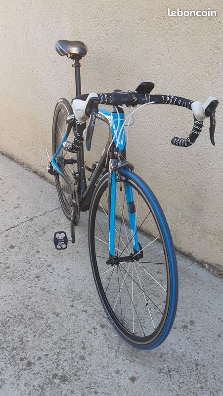 Vélo de route (image 1)