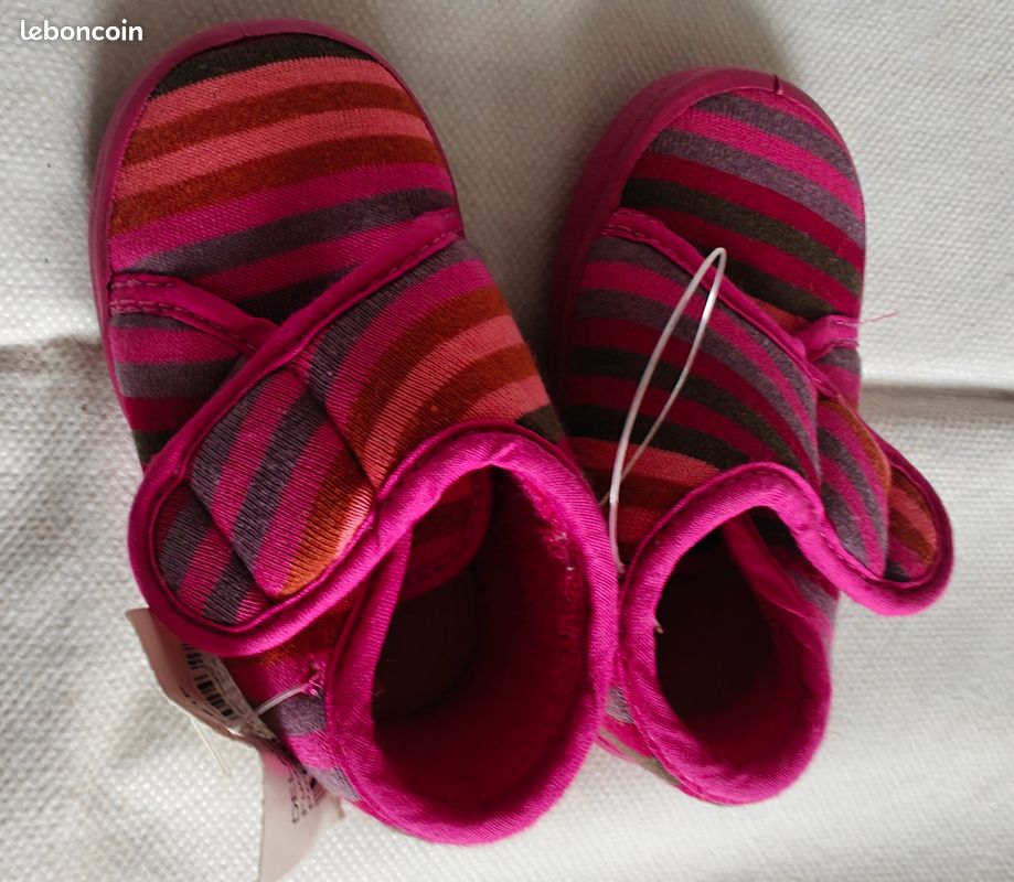 Chaussons rose DPAM taille 18 (neuf) (image 2)