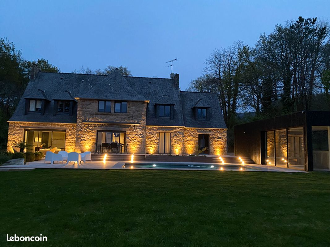 Maison 8 pièces 250 m² · à Plougastel-Daoulas · 250 m² · 1 215 000 €