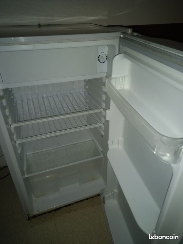 Frigo taille moyenne à vendre urgent (image 3)