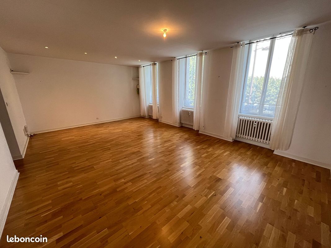 Appartement 3 pièces 88 m² · à Moulins · 88 m² · 139 000 €