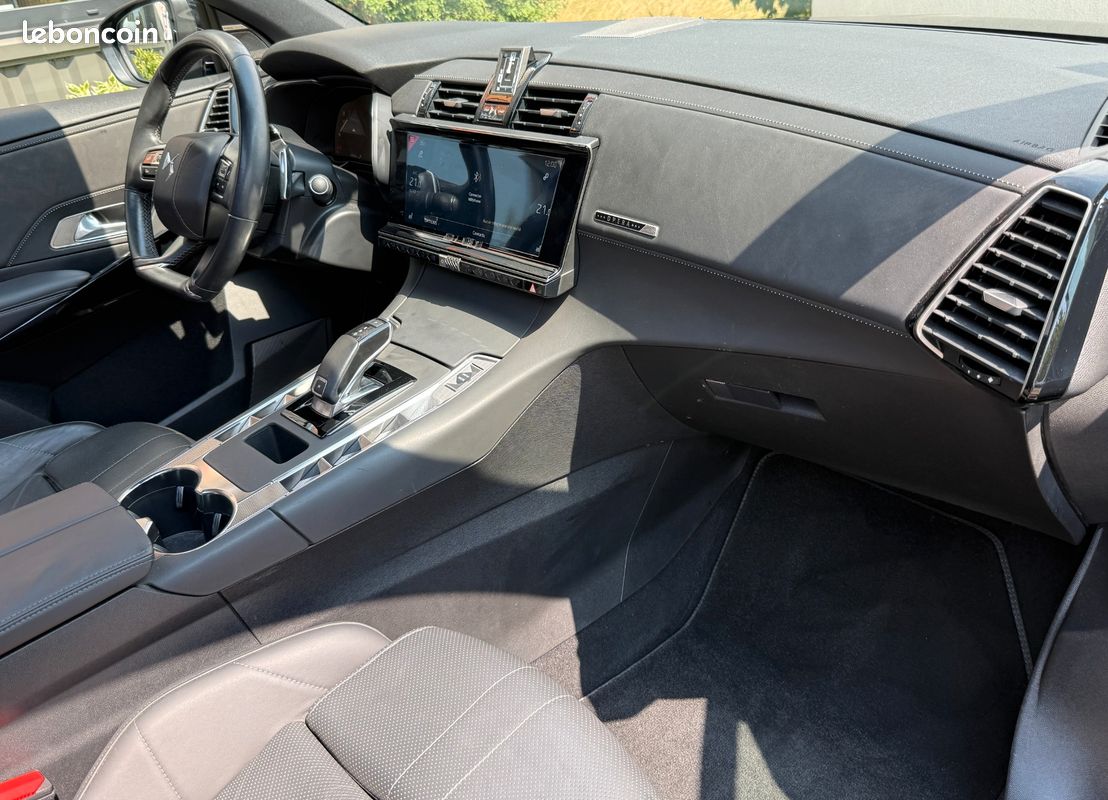 Ds ds 7 crossback 1.6 puretech 225ch opera - entretien complet ds - full options (image 29)