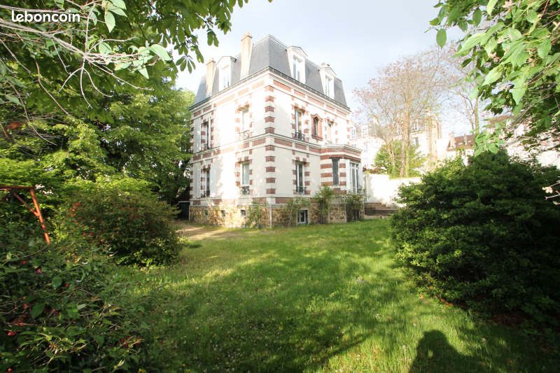 Maison 8 pièces 205 m² · à Nanterre · 205 m² · 1 550 000 €