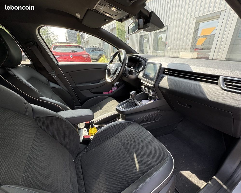 Renault Clio V 1.3 TCe 130ch Intens EDC 2020 — Entretien Complet - GARANTIE 6 MOIS (image 13)