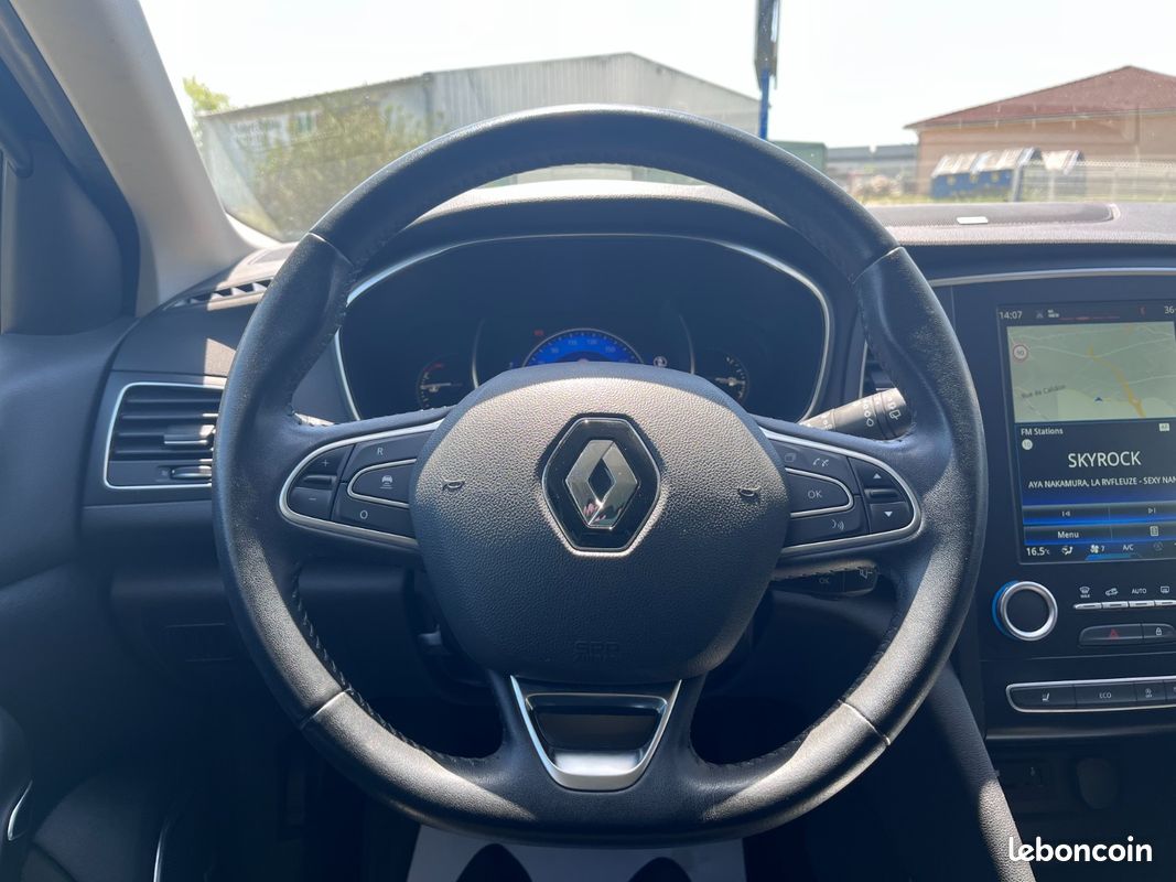 RENAULT MEGANE IV ESTATE dCi 130 Energy Intens (image 17)
