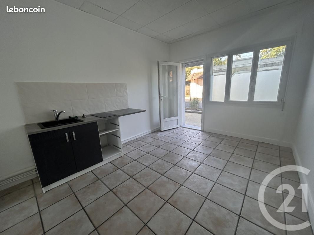 Appartement 2 pièces 25 m² · à Lisieux · 25 m² · 430 €