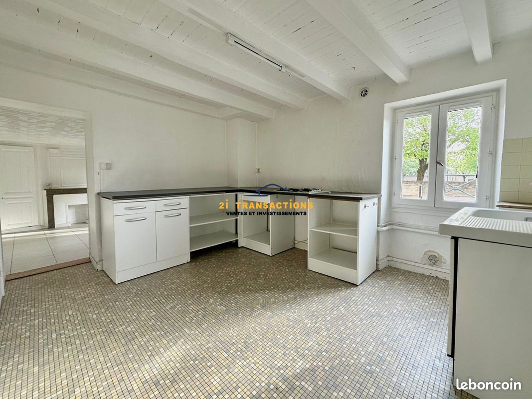 Maison 6 pièces 95 m² · à Beauvallon · 95 m² · 127 500 €