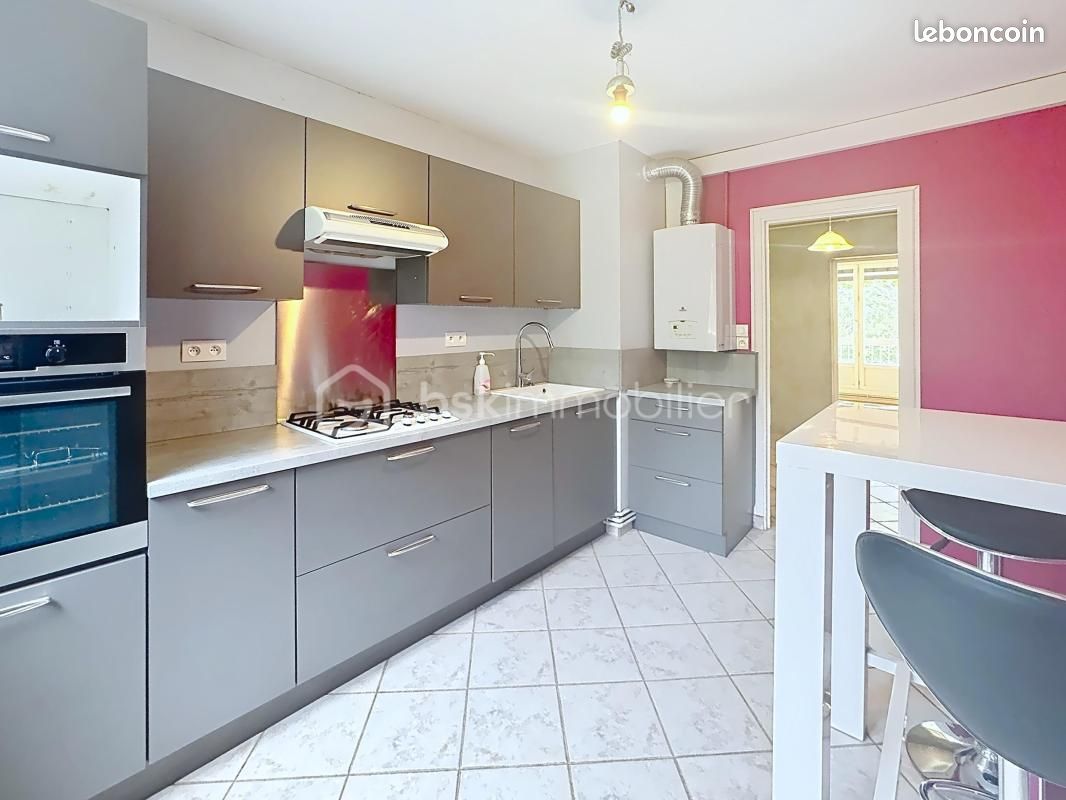 Appartement 4 pièces 87 m² · à Échirolles · 87 m² · 109 000 €