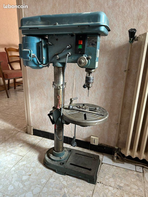 Perceuse Colonne Sur Pied Moteur Induction 240V Bricolage perceuse-colonne-sur-pied-moteur-induction-240v-bricolage