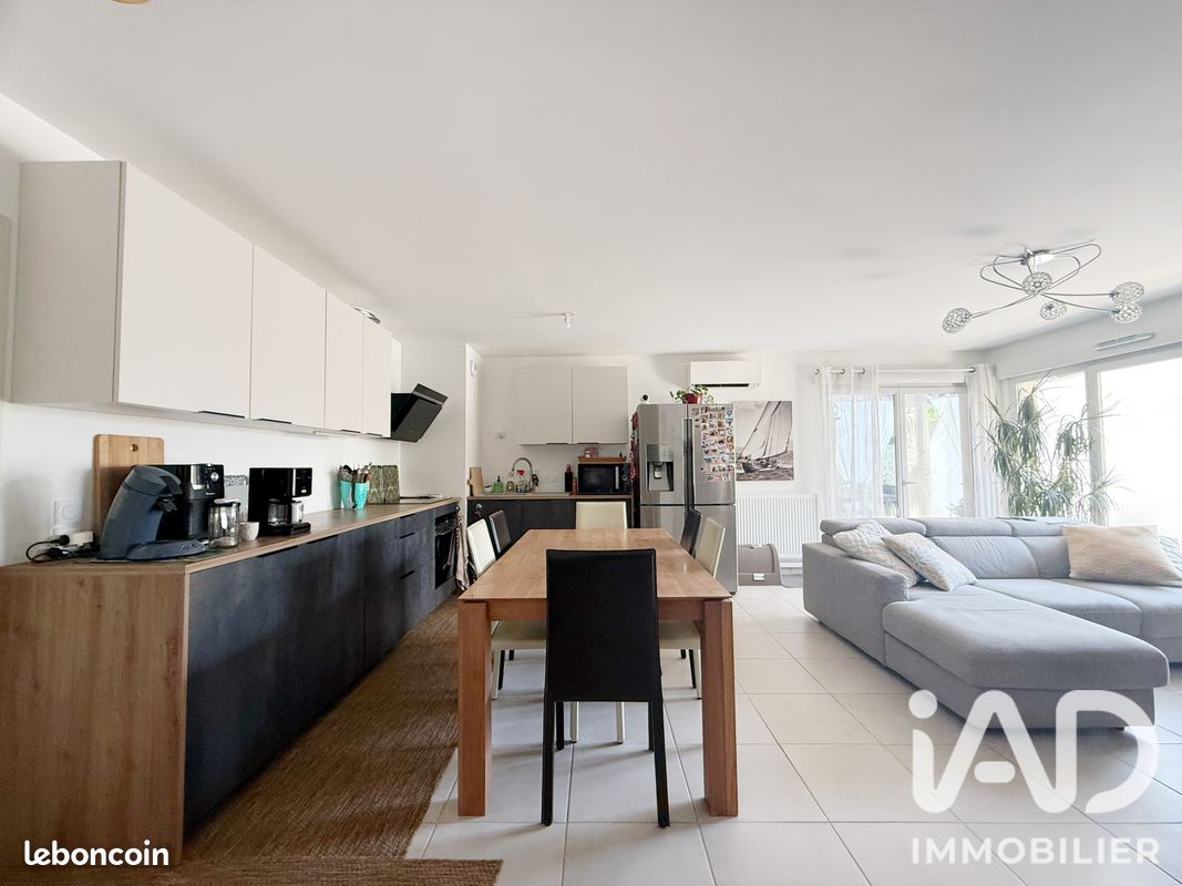 Appartement 3 pièces 71 m² · à Pierrefeu-du-Var · 71 m² · 299 000 €