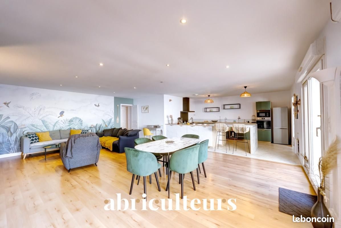 Maison 5 pièces 155 m² · à Cognac · 155 m² · 315 000 €