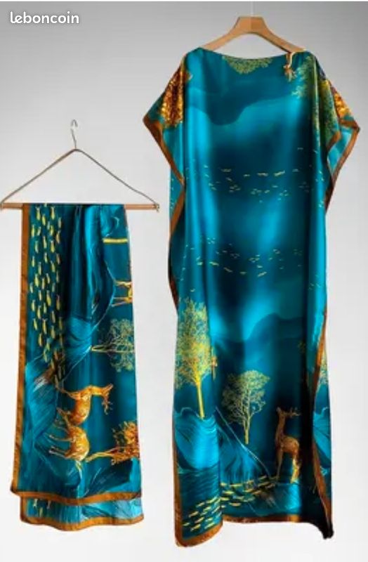 Robe d'été avec foulard (image 2)