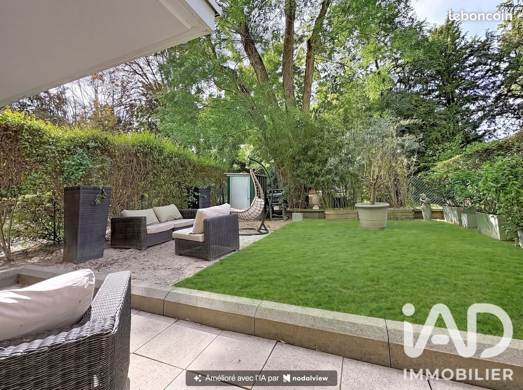 Appartement 4 pièces 93 m² · à Rueil-Malmaison · 93 m² · 698 000 €