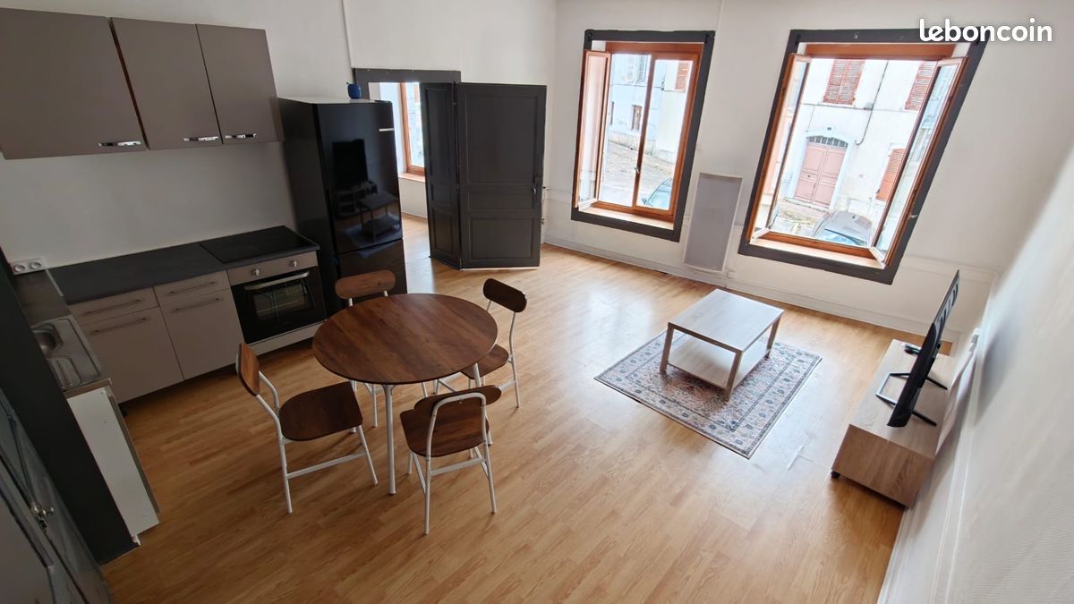 Appartement 2 pièces 51 m² · à Hauts de Bienne · 51 m² · 700 €