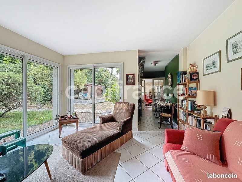 Maison 9 pièces 305 m² (image 6)