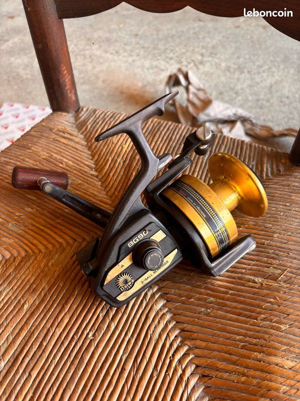 daiwa bg90 reel – The Fishing Shop Dynamic Cut aluminum ABS Spool maximized core diameter and reversed taper mean 100 percent useable line Molinete Daiwa BG 90 (Japan)