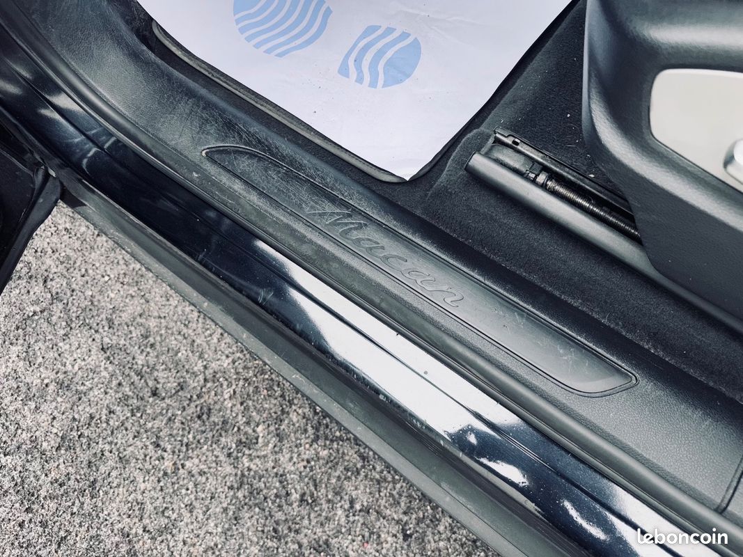 Porsche Macan 2.0L 252CH PDK + TOIT OUVRANT + SUIVI PORSCHE + SIEGES CHAUFFANTS/ELEC + CAMERA DE RECUL + GARANTIE 12 MOIS (image 44)