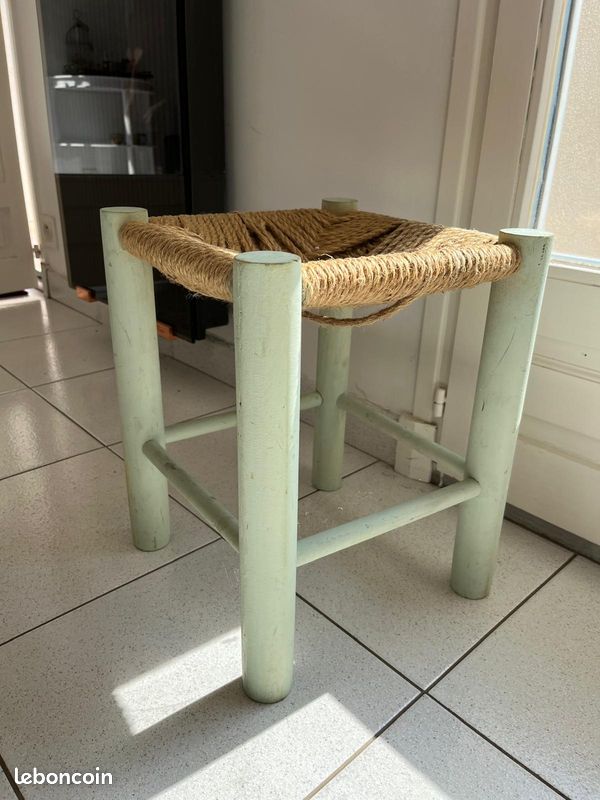 Tabouret bois (image 1)
